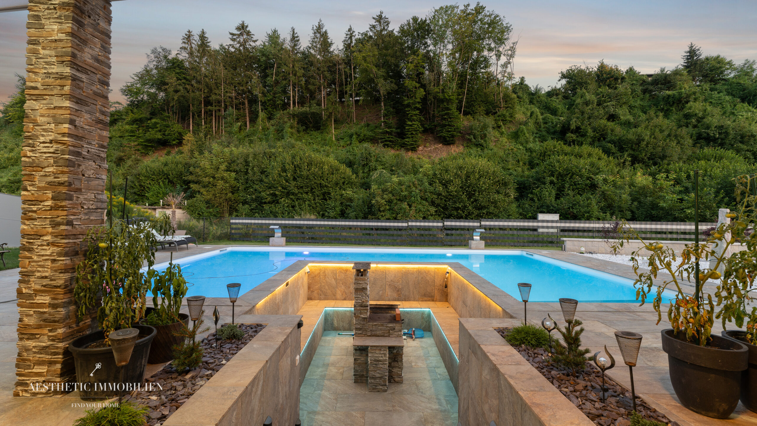 STADL-PAURA - Exklusive moderne Villa in ruhiger und grüner Lage